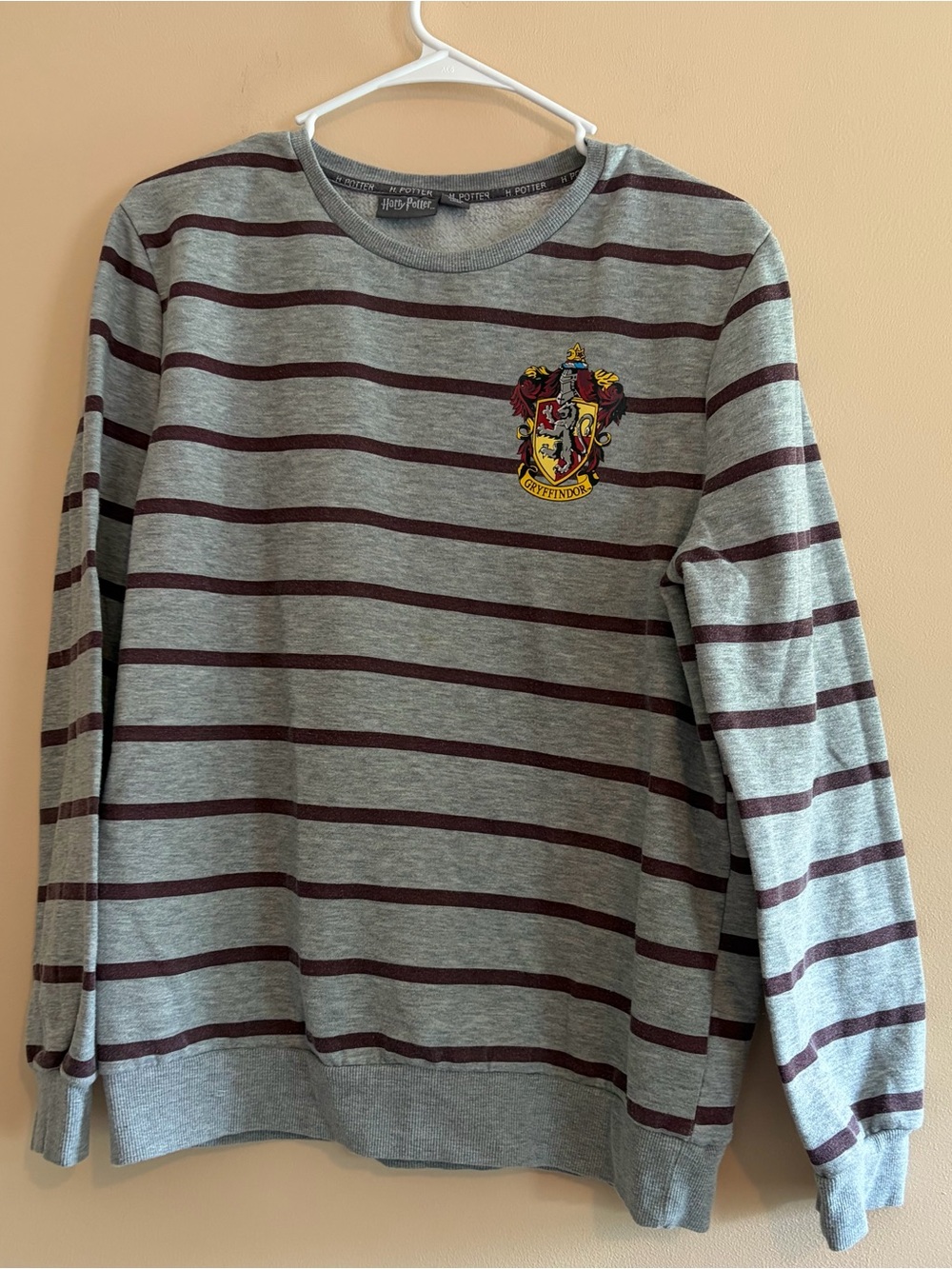 Warner Bros. Harry Potter Striped Crewneck - Gray & Maroon